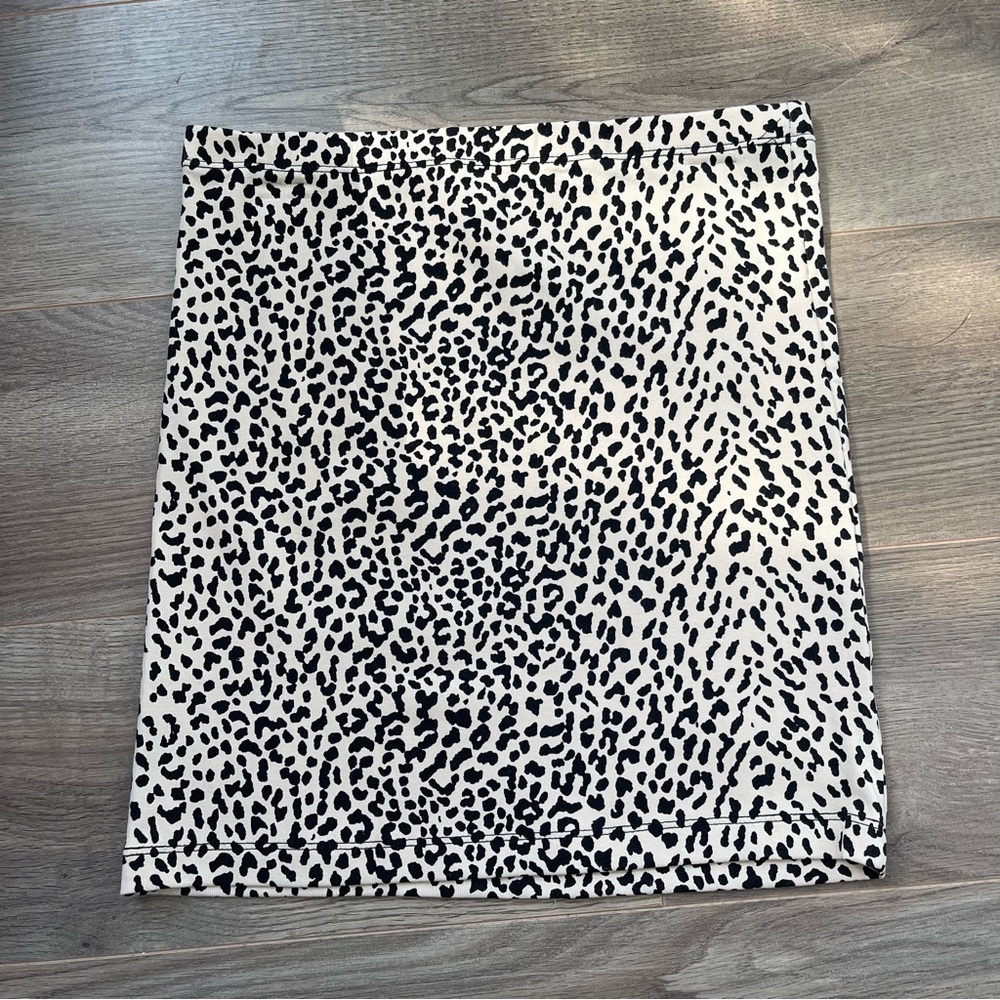 Leopard Cheetah Pattern Skirt - Picture 2 of 4